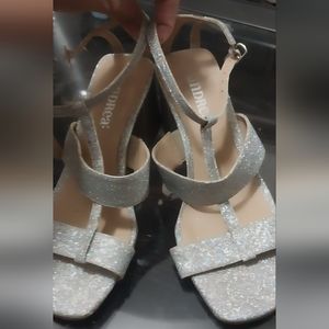 Andrea Platforms